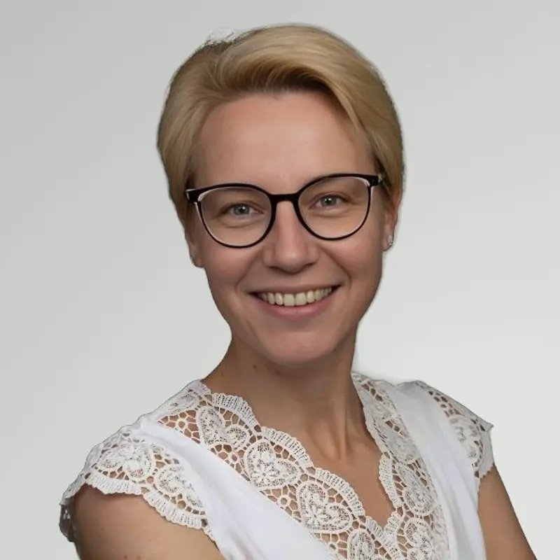 Dr. Takács Ildikó